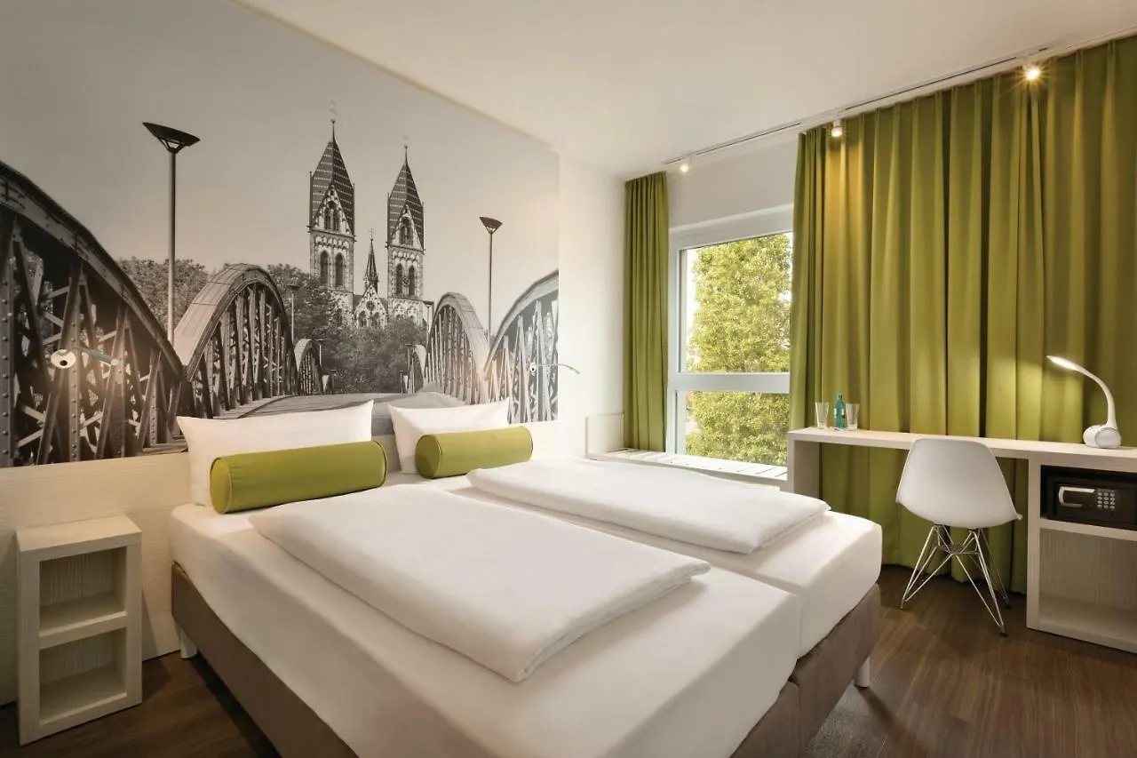 ***  Hotel Super 8 by Wyndham Hamburg Mitte Deutschland