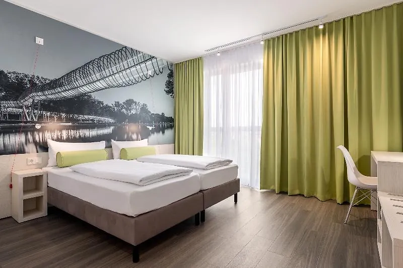 Hotel Super 8 by Wyndham Hamburg Mitte