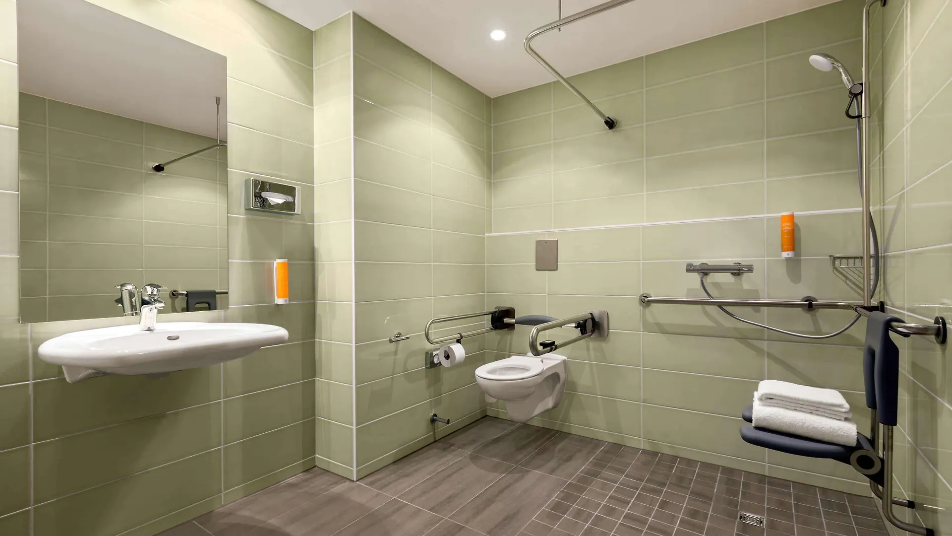 Super 8 By Wyndham Hamburg Mitte Hotel 3*,  Germany